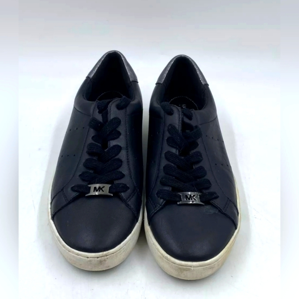 Michael Kors MK Irving Black Leather Low Top Lace-Up Sneaker Shoes Size 7.5 M - Picture 2 of 9